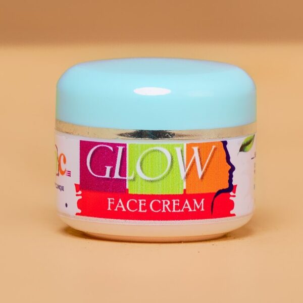GLOW MOISTURIZING FACE CREAM