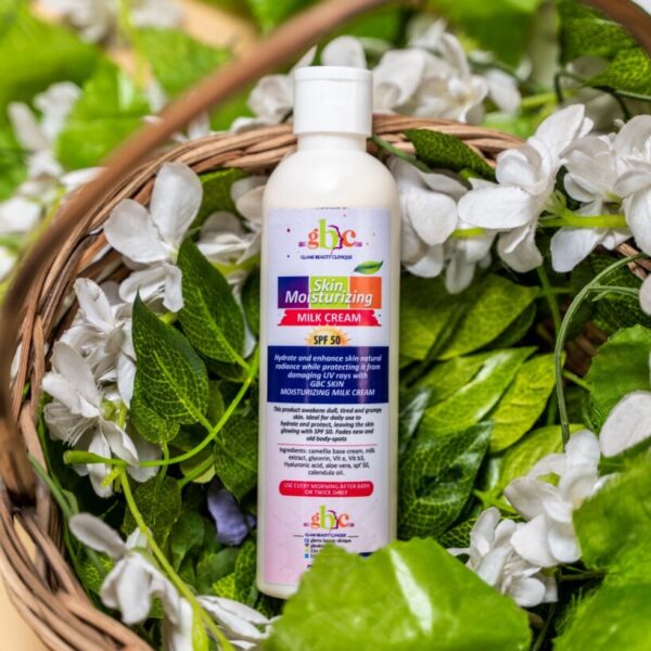 GLOW & LIGHTENING BODY CREAM 
(SKIN MOISTURIZING MILK)